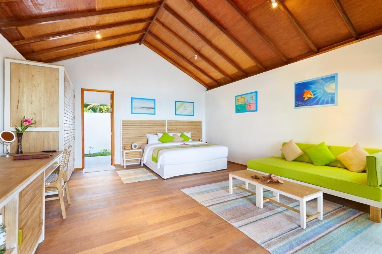 Innahura Maldives Resort Kurendhoo Екстериор снимка