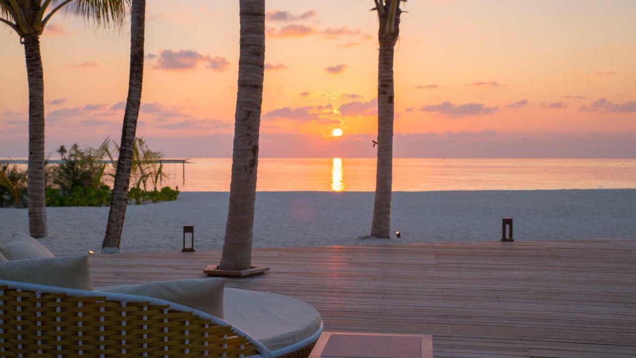 Innahura Maldives Resort Kurendhoo Екстериор снимка
