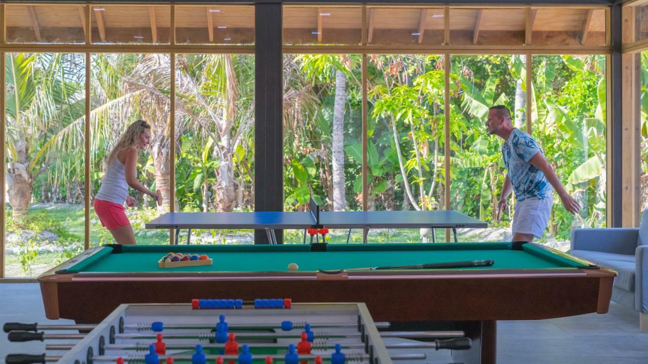 Innahura Maldives Resort Kurendhoo Екстериор снимка