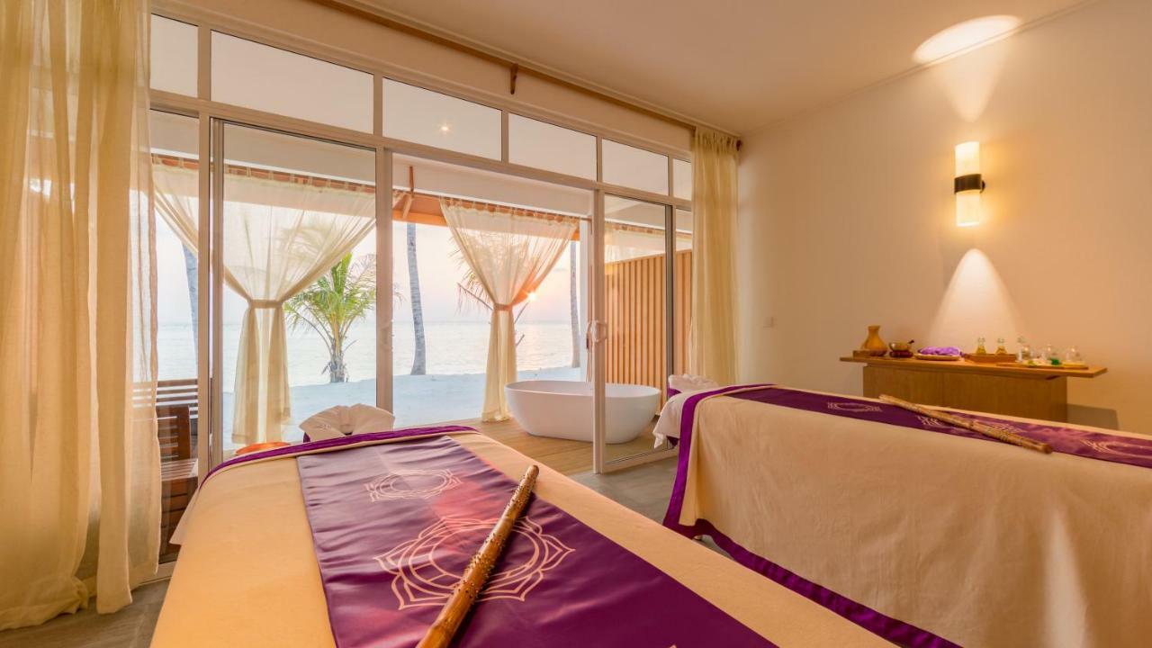 Innahura Maldives Resort Kurendhoo Екстериор снимка