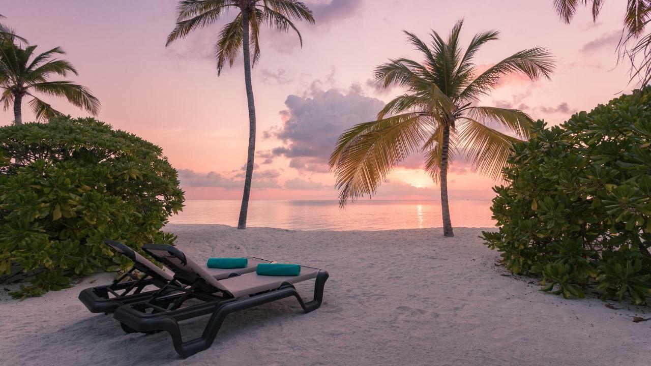 Innahura Maldives Resort Kurendhoo Екстериор снимка